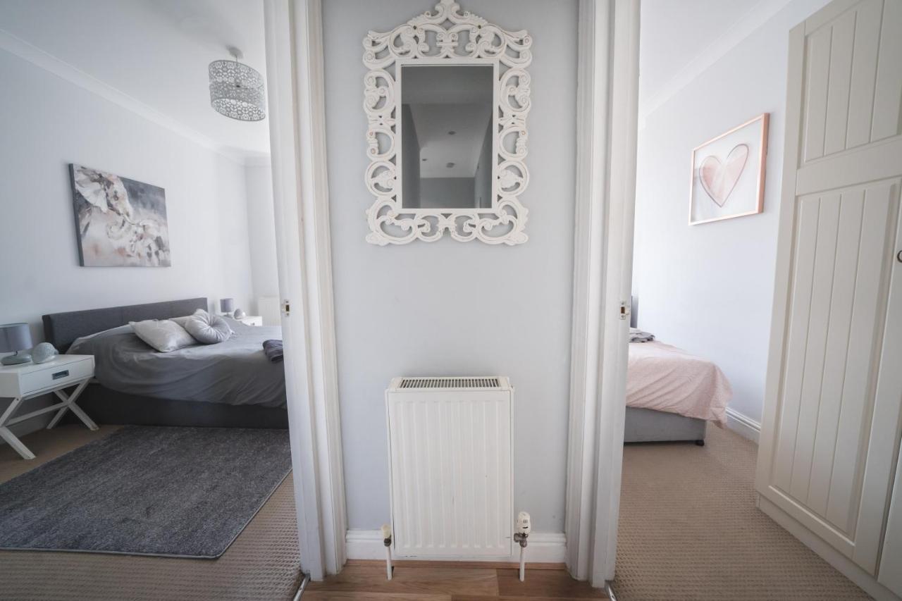 Luxury Apartment In 伯恩茅斯 外观 照片
